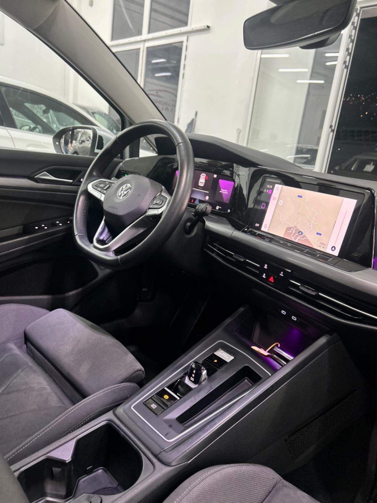 VW Golf 8 2.0 TDI DSG SCR Style FINANZIABILE