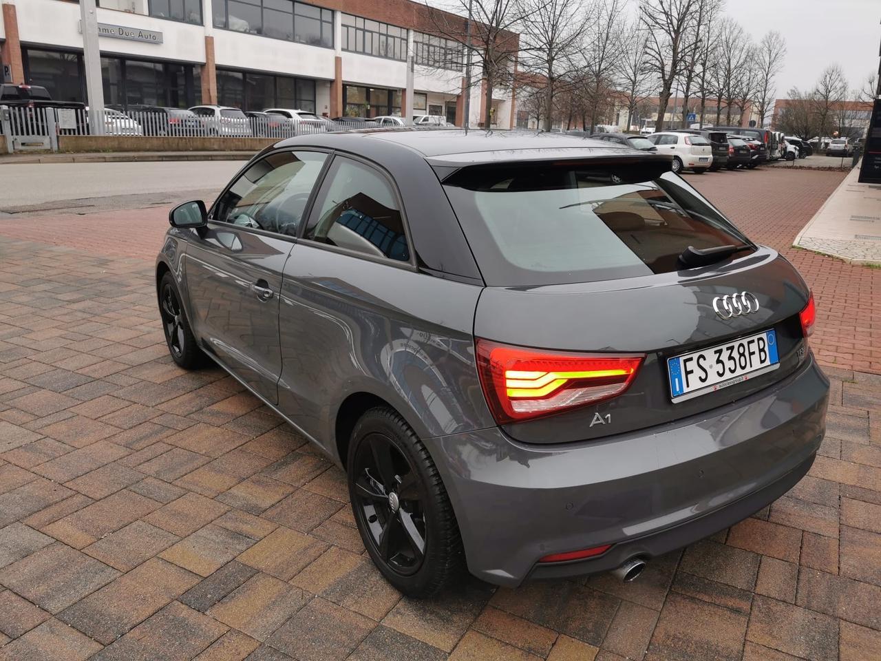 Audi A1 SPB 1.0 82CV TFSI Admired