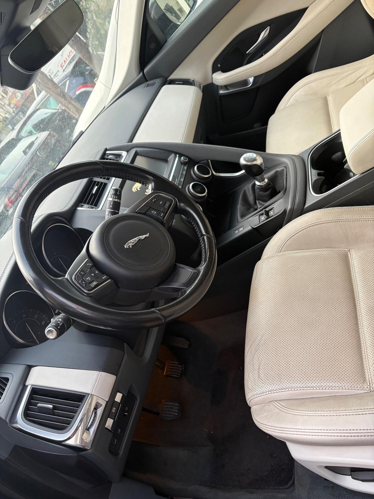 Jaguar E-Pace 2.0D 150 CV S