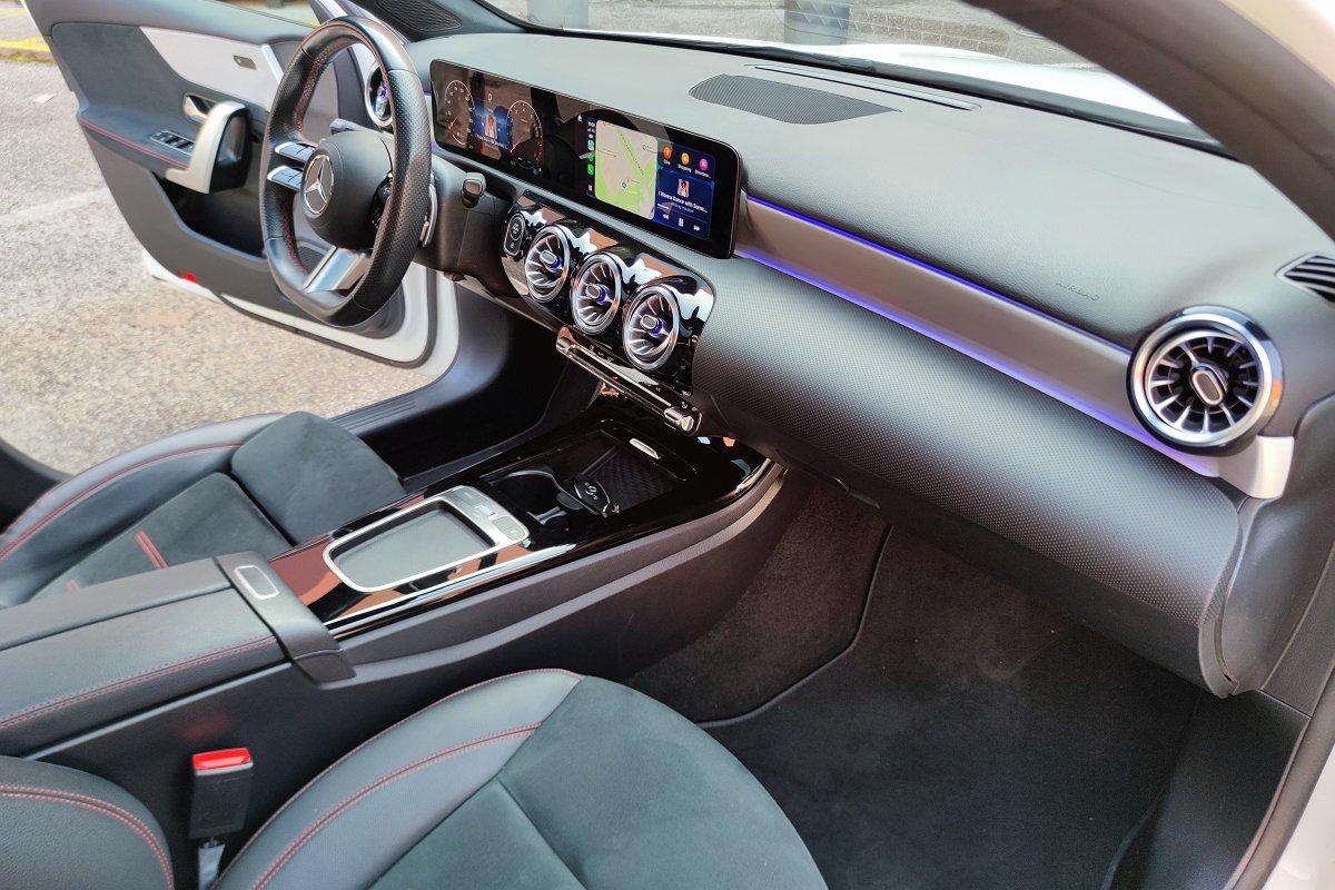 MERCEDES A 180 Automatic AMG Line Advanced Plus