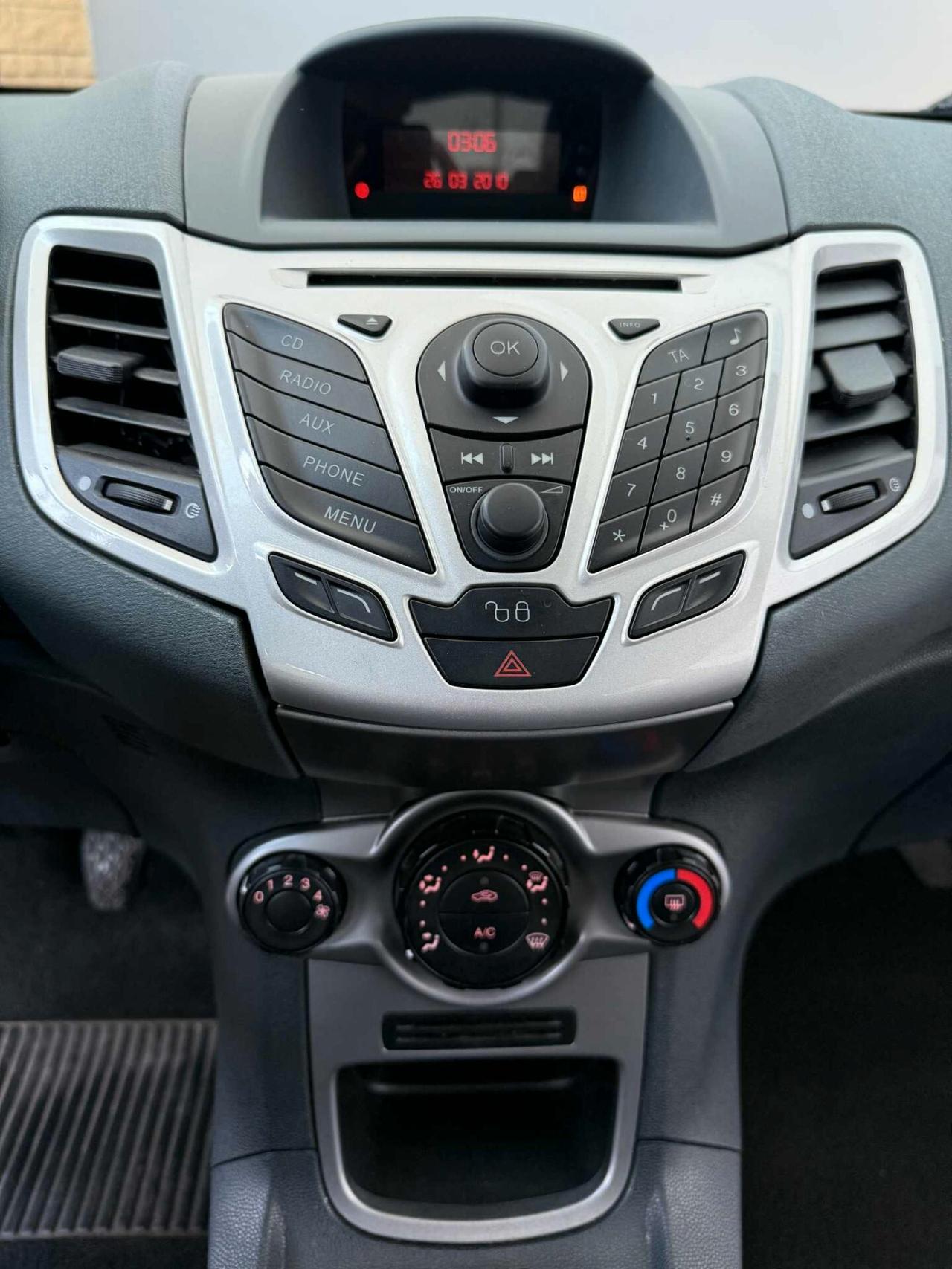 Ford Fiesta, 1.2 Benz, Euro 5, si neop, garanzia