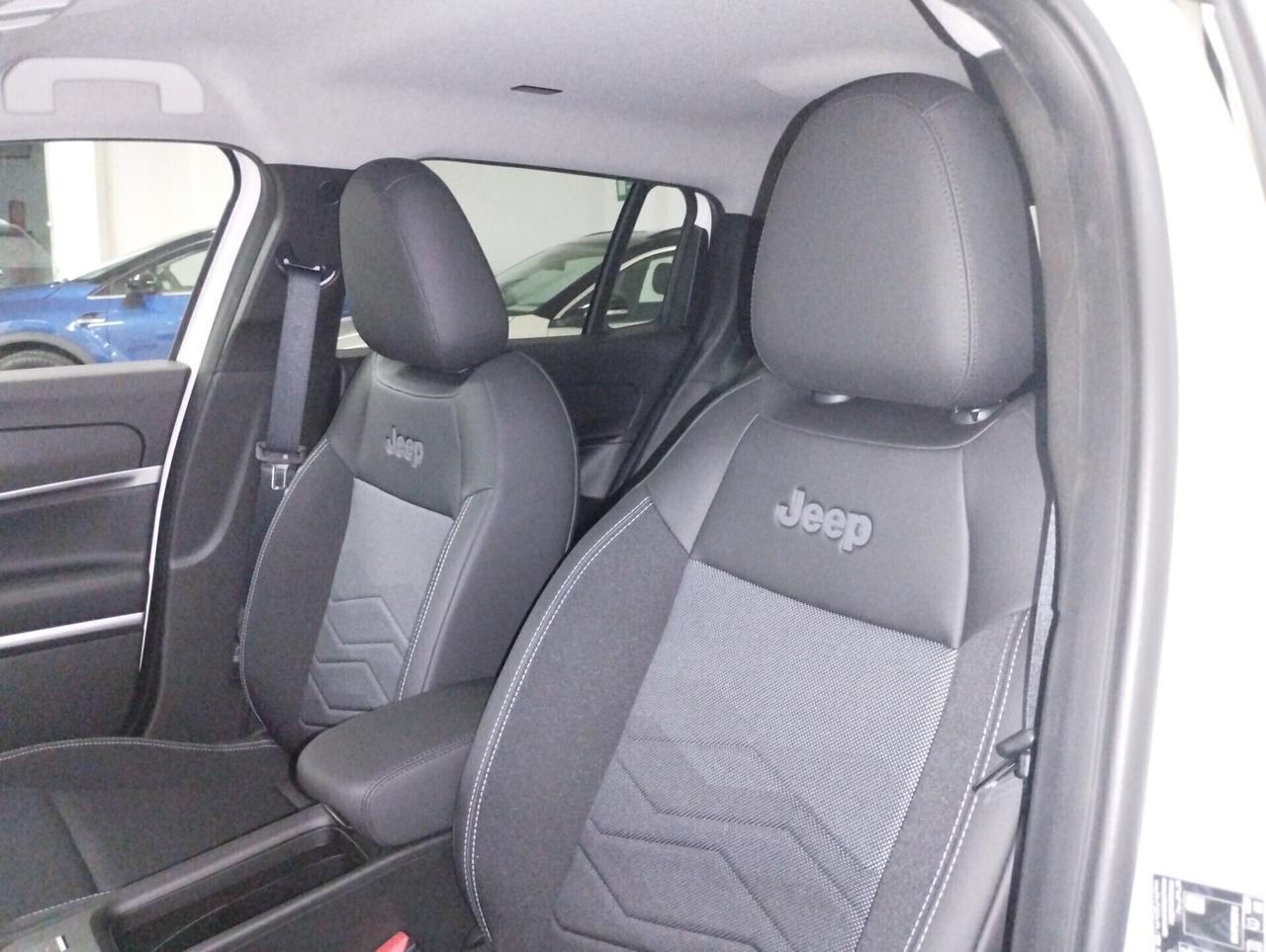 Jeep Avenger 1.2 Turbo 100 CV Summit