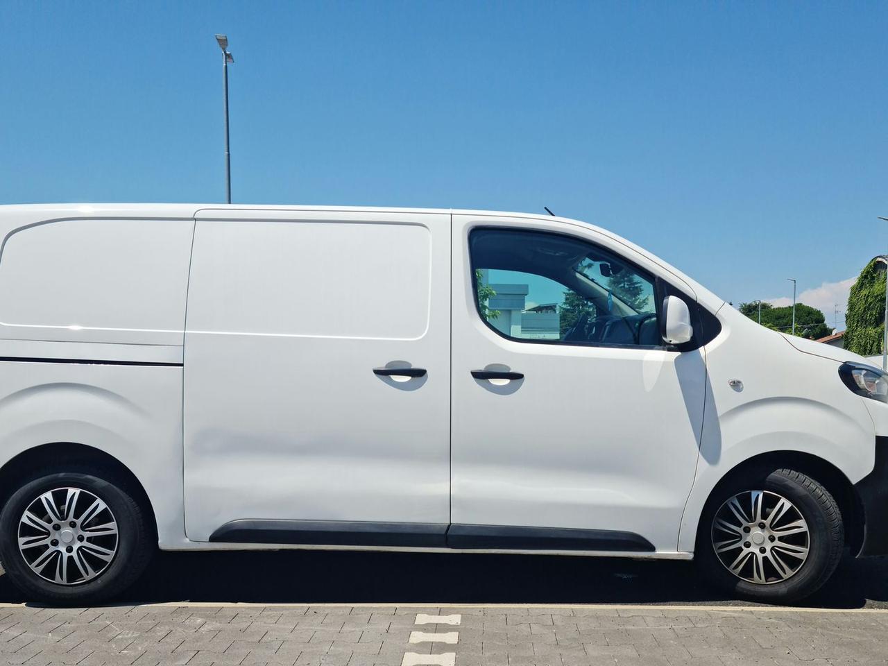 Peugeot Expert 75 KWH PRO #6077