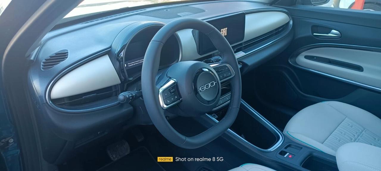 Fiat 600 Hybrid 136 CV DCT MHEV La Prima