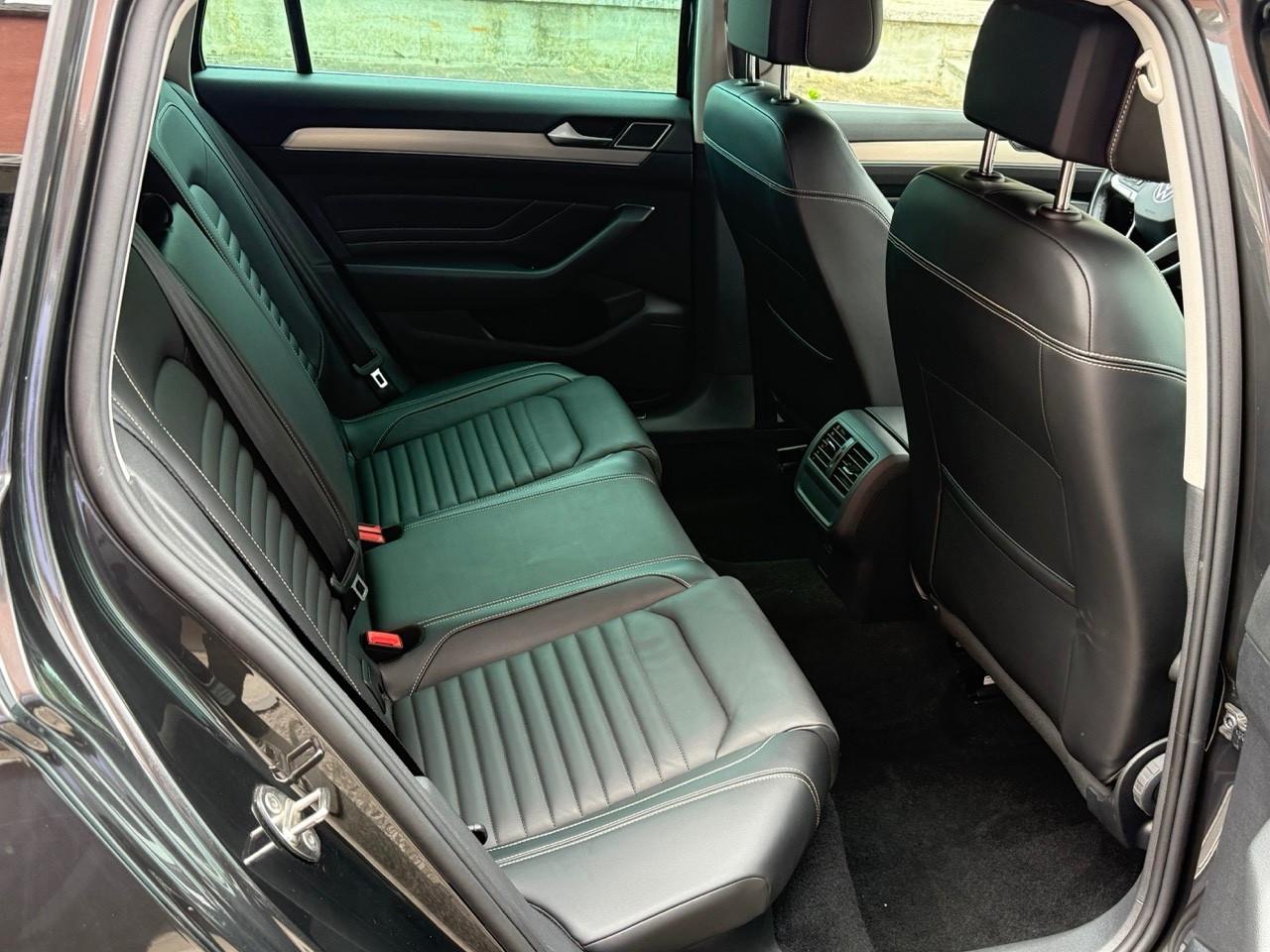 VW Passat 2.0 TDI SCR DSG Executive/PELLE/UNIPRO
