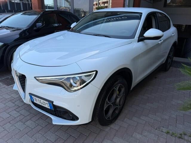 Alfa Romeo Stelvio 2.2 Turbodiesel 210 CV AT8 Q4 Super