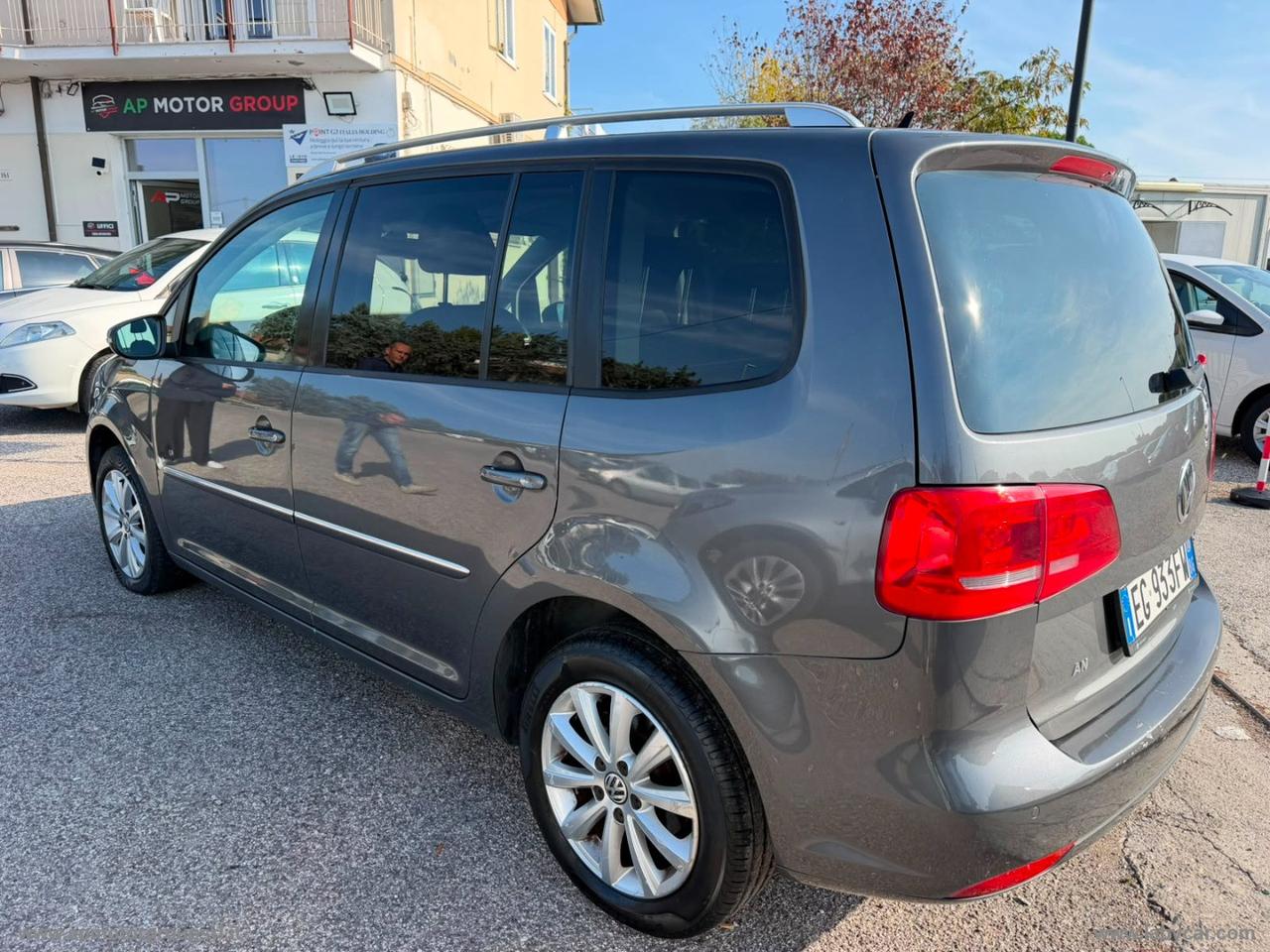 VOLKSWAGEN Touran 1.4 TSI DSG Highline EcoFuel