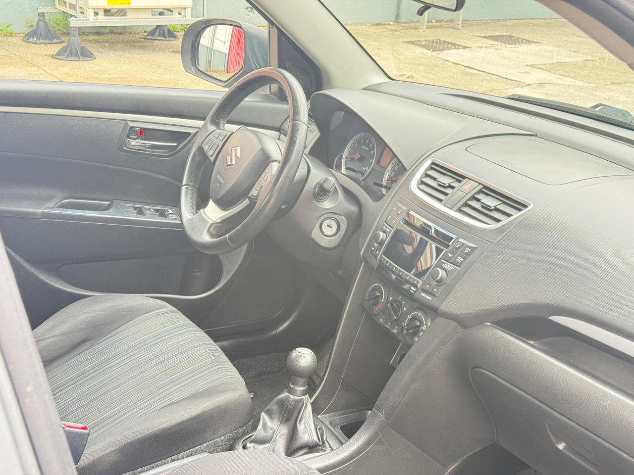 Suzuki Swift 1.2 Dualjet 4WD 5 porte B-Road Bi-Color S&S