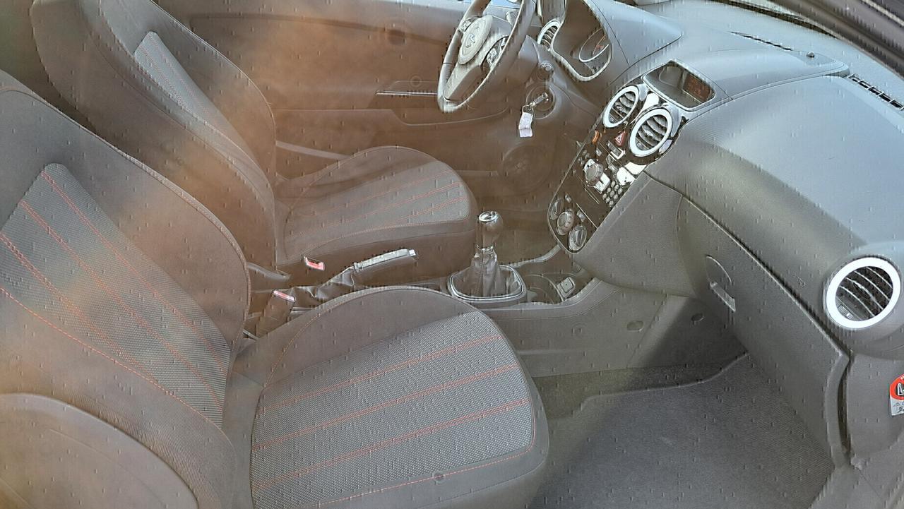 Opel Corsa 1.2 Benzina B-Color 3 Porte