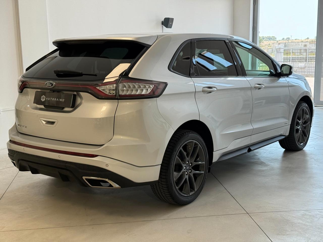 Ford Edge 2.0 TDCI 210 CV AWD S&S Powershift ST Line