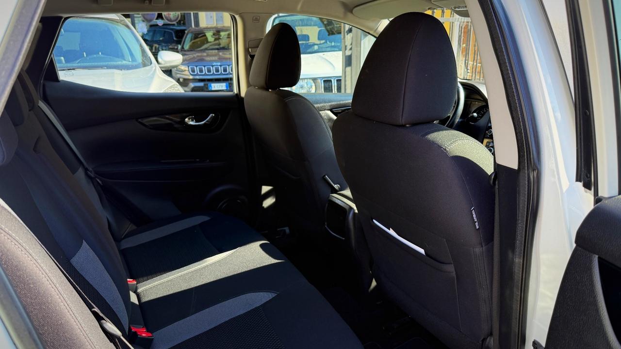 Nissan Qashqai 1.5 DCI Business - 2020