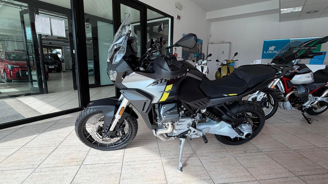 Moto Guzzi Stelvio