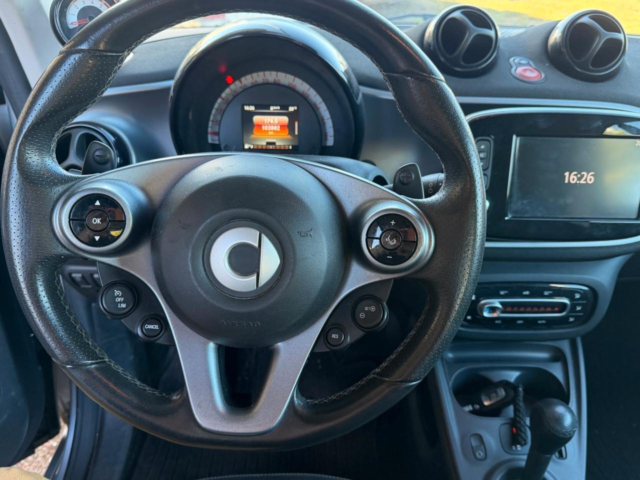 Smart ForTwo 90 0.9 Turbo twinamic Parisblue