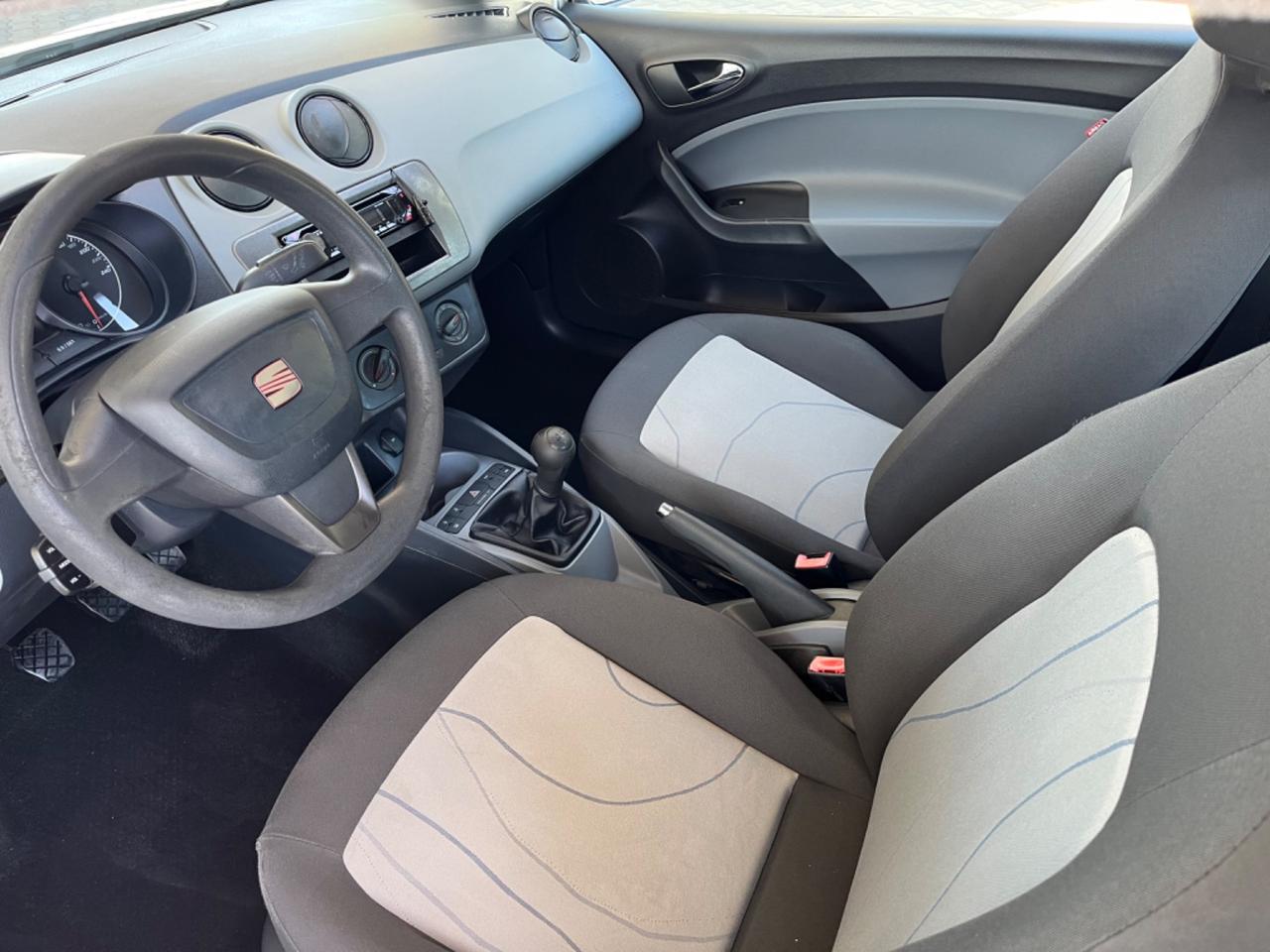 Seat Ibiza 1.2 70 CV 3 porte Reference ok neopatentati