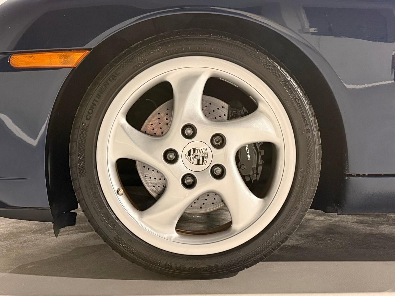 Porsche 911 Carrera cat Coupé