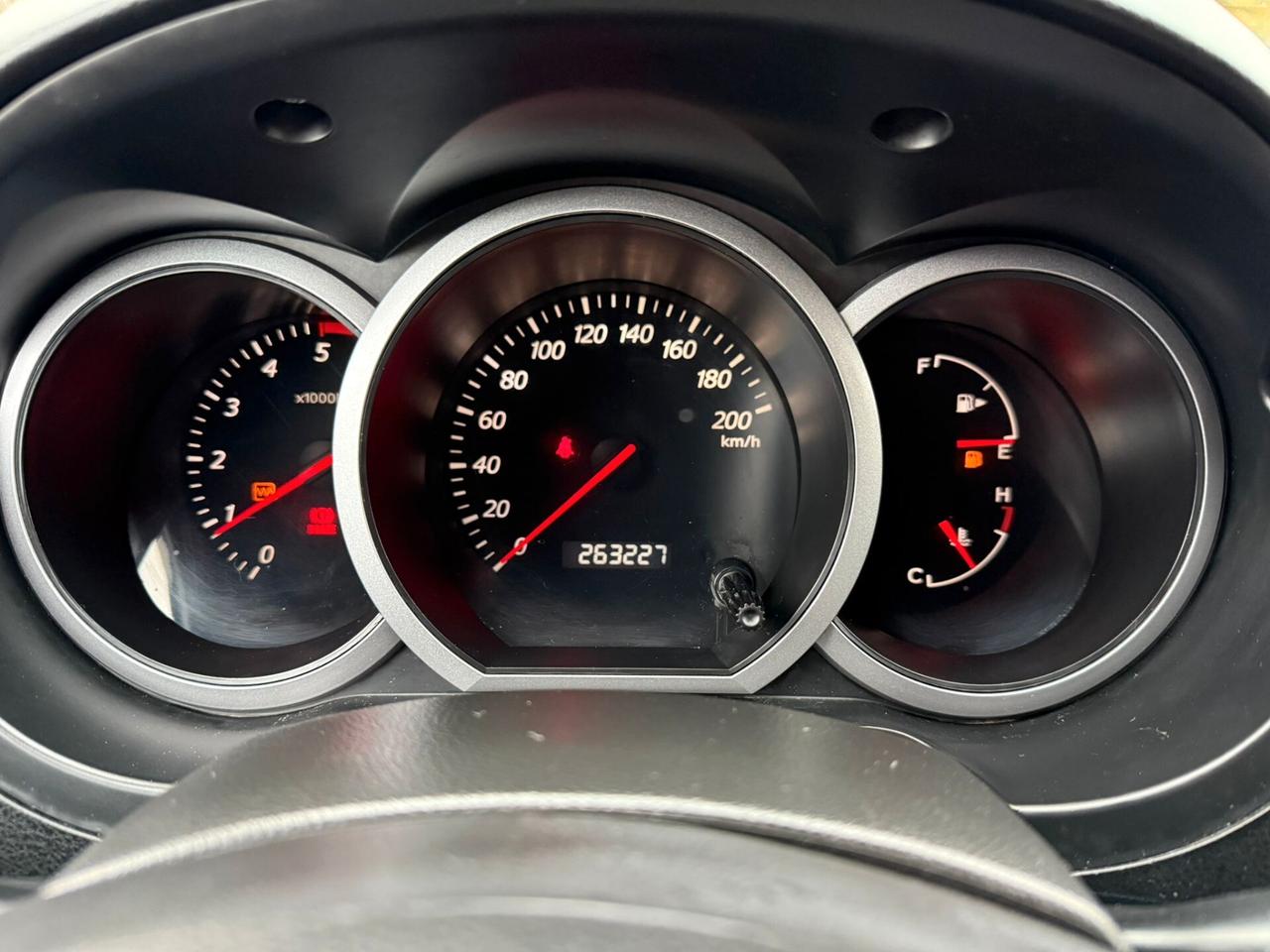 Suzuki Grand Vitara 1.9 D 4X4 +Gancio Traino