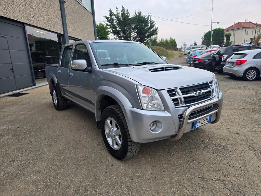 Isuzu D-Max 3.0 TDI 163CV CREW CAB "LS"