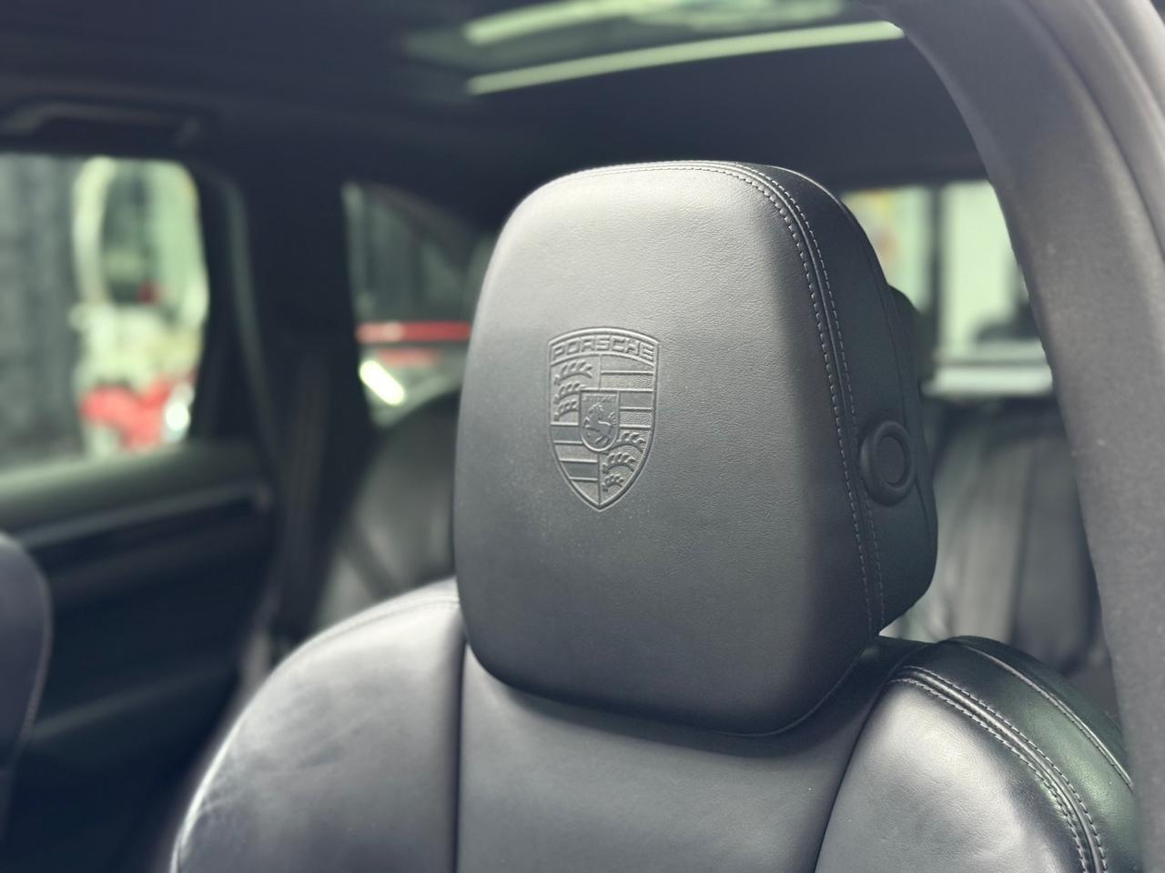 Porsche Cayenne 3.0 Diesel Platinum Edition