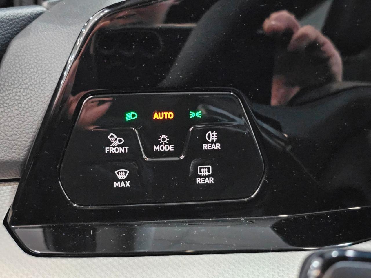 Volkswagen Golf ETSI MOVE LIFE C.16 Tetto Led Matrix Clima3Zone