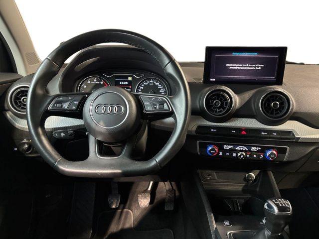AUDI Q2 30 TFSI Business