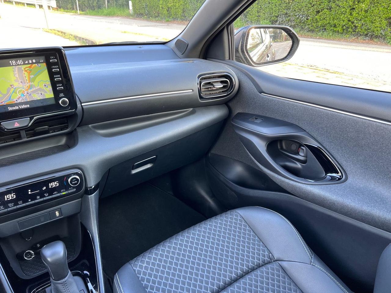 Toyota Yaris Lounge 1.5 HEV
