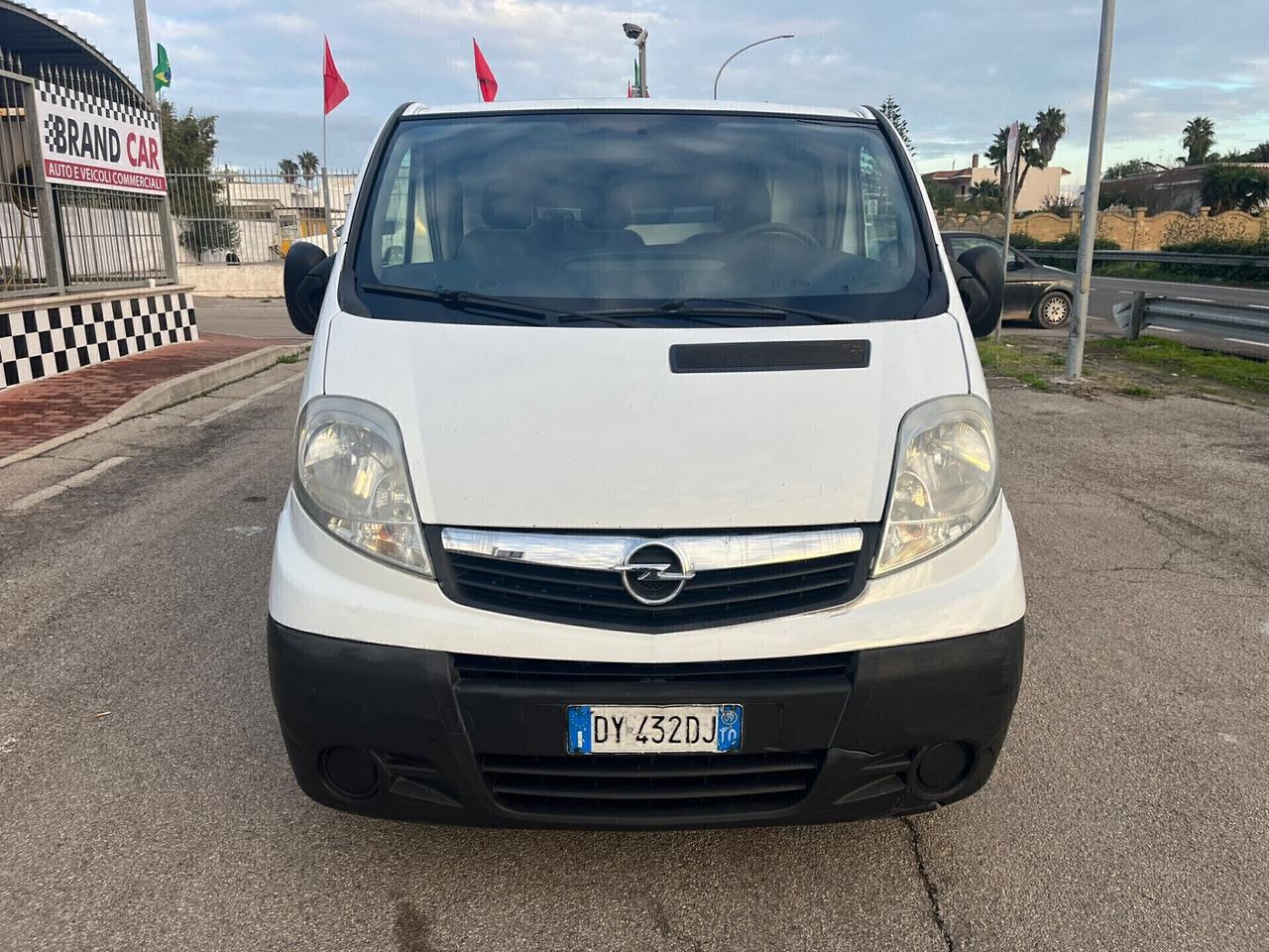 Opel Vivaro 2000 cdti - 2009
