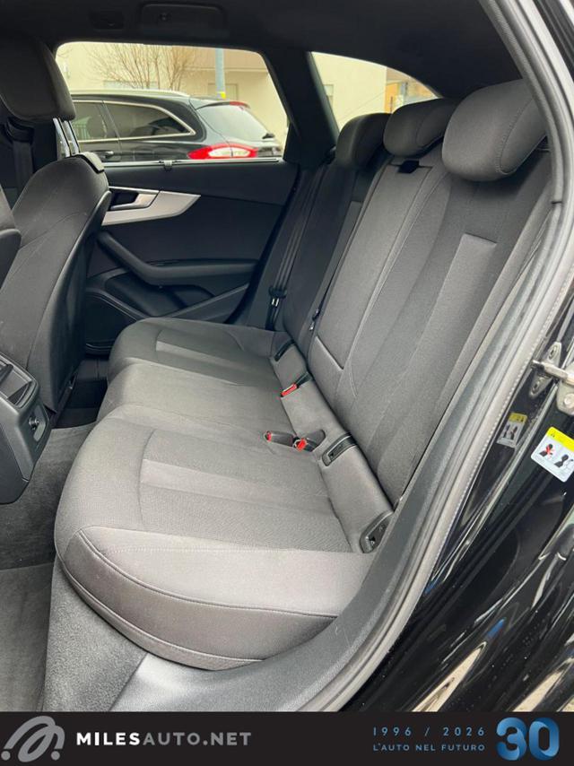 AUDI A4 Avant 35TDI Matrix ?299/mese garanzia 7 anni