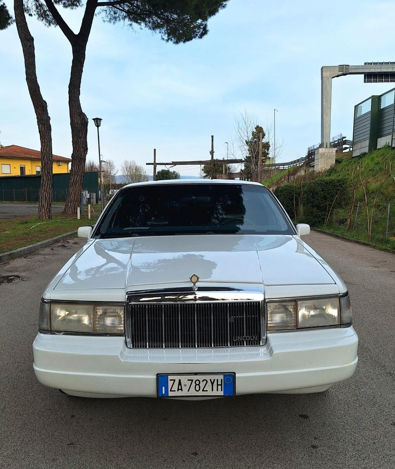 Lincoln Continental LIMOUSINE Town Car Stretch 9 Posti