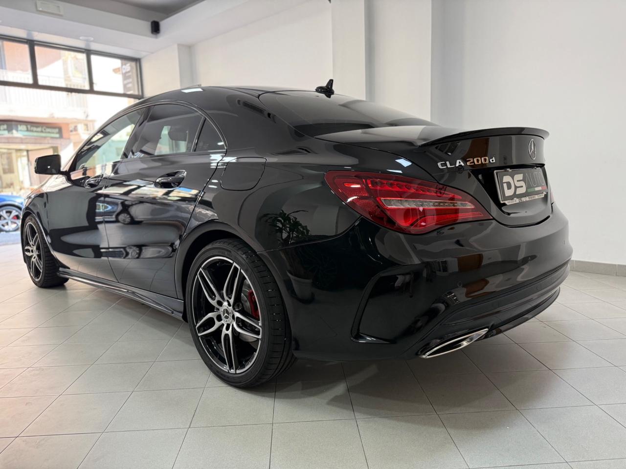 MERCEDES- BENZ CLA 200 D 136 CV AMG PREMIUM PLUS