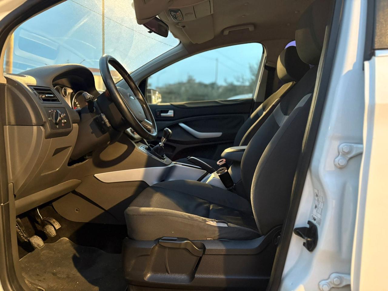 Ford Kuga 2.0 TDCI 140 CV 2WD