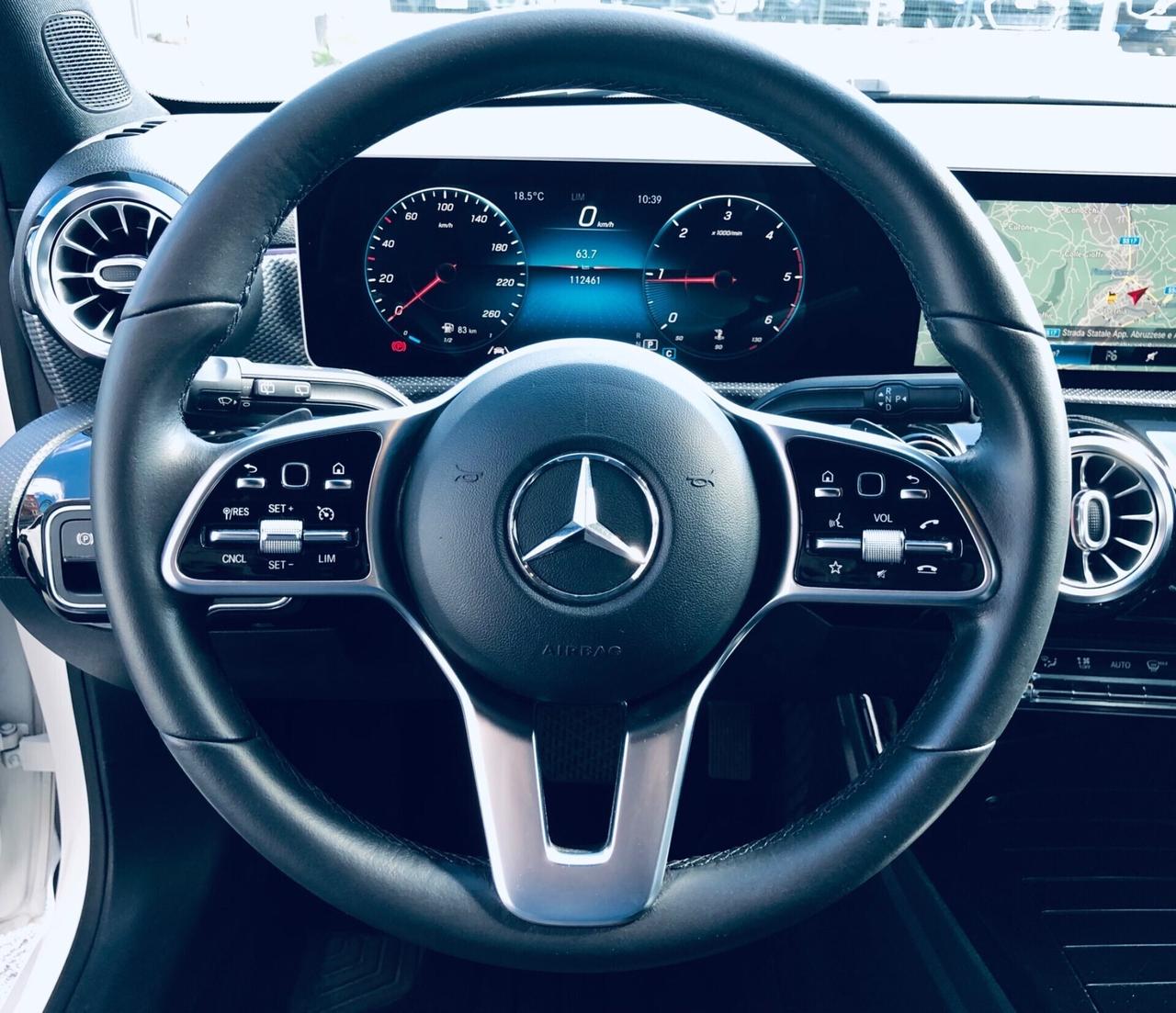 Mercedes-benz CLASSE A 180 d Automatic Sport LUCI-