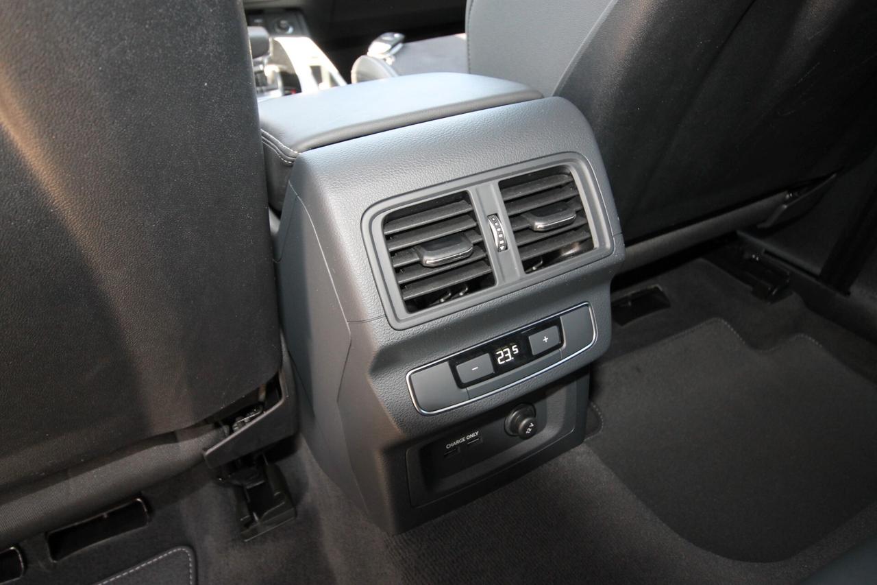 Audi Q5 40 TDI 204 CV quattro S tr line plus | 2024