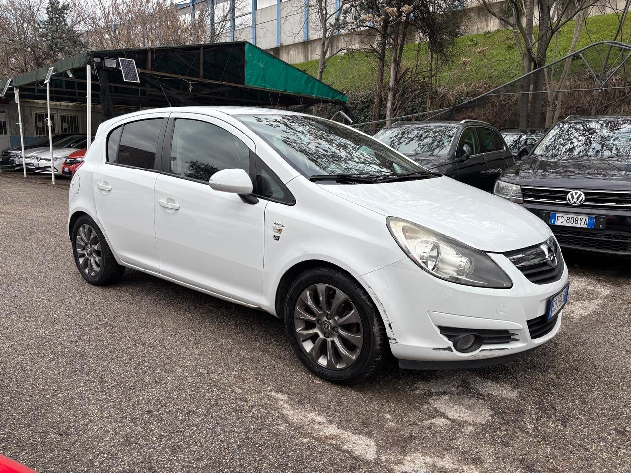 Opel Corsa 1.2 80CV 5porte GPL-TECH Edition