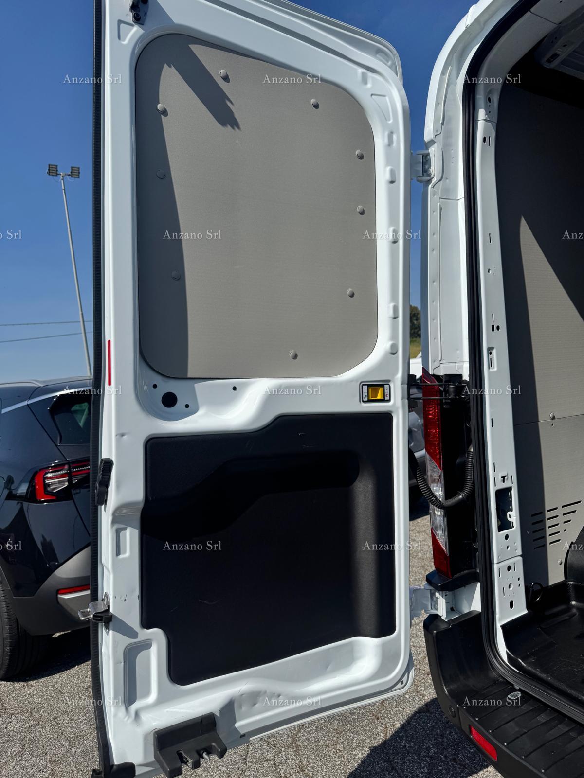 FORD Transit 330 2.0 tdci MHEV 130cv trend L3H2 E6.2
