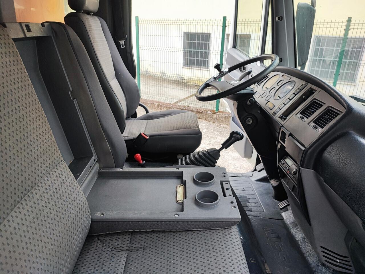 Nissan Atleon KM 271.000 Gancio Traino