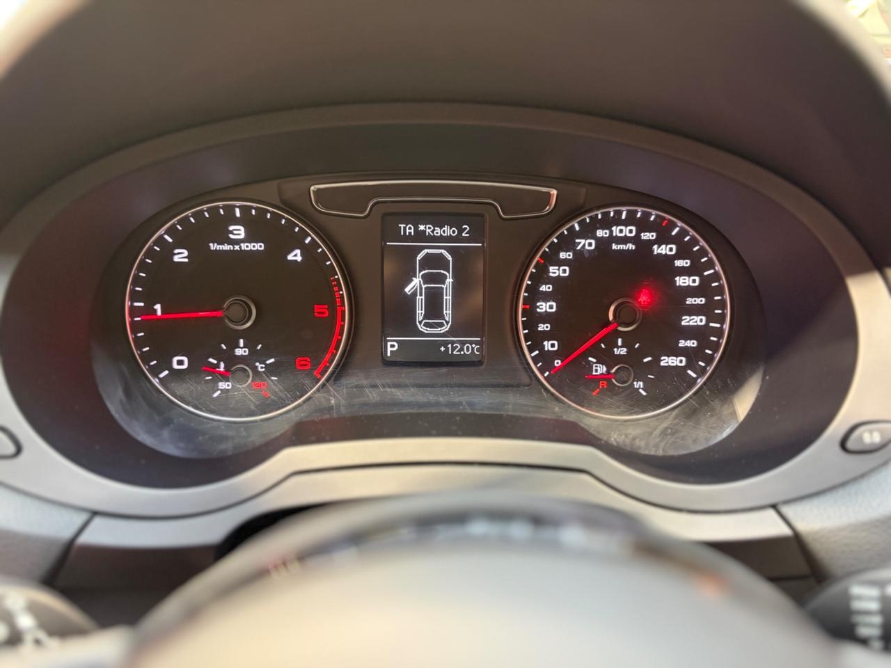 Audi Q3 2.0 TDI 150 CV quattro S tronic Sport