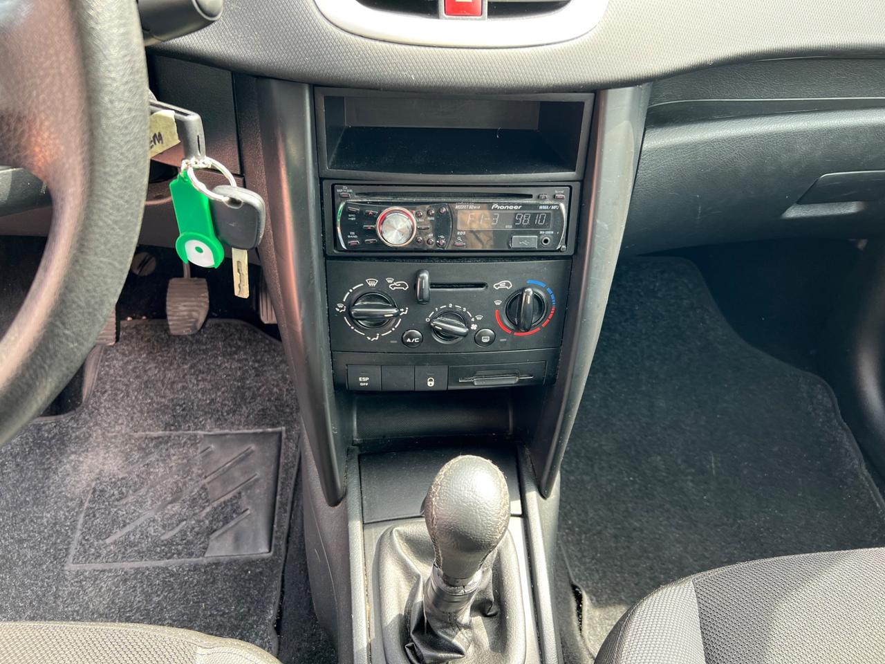 Peugeot 207 1.4 8V 75CV 3p. X Line ECO GPL