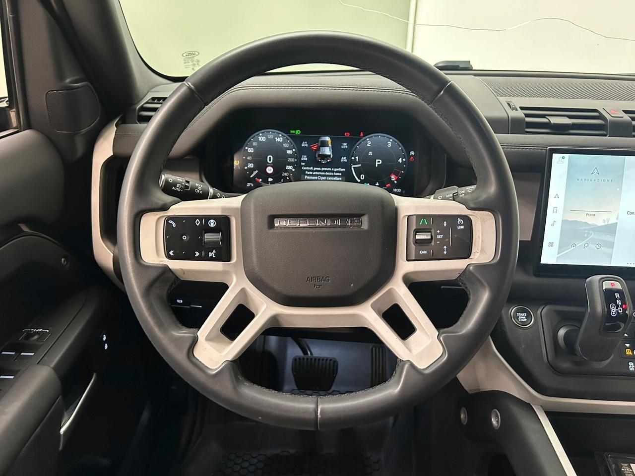 Land Rover Defender 110 3.0D I6 200 CV AWD Auto X-Dynamic SE