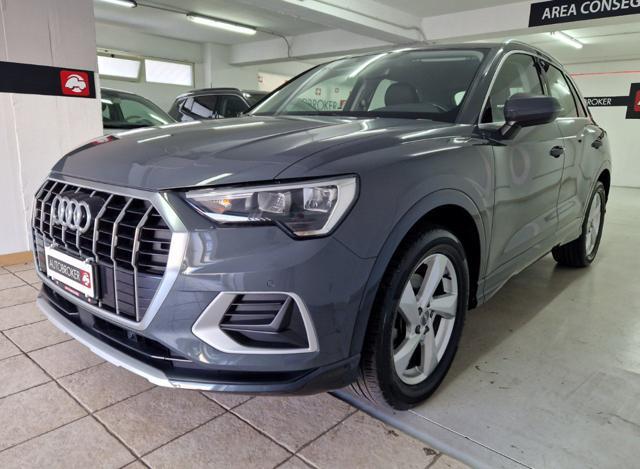 AUDI Q3 35 TDI S tronic Business Advanced