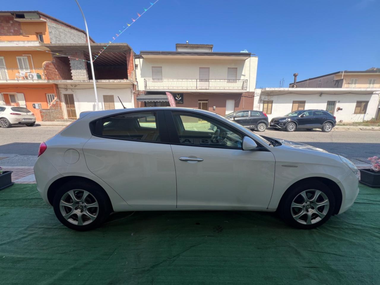 Alfa Romeo Giulietta 1.6 JTDm-2 105 CV Exclusive