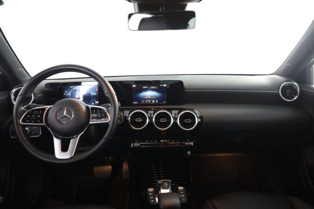 MERCEDES-BENZ A 180 A 180 d Automatic Business Extra