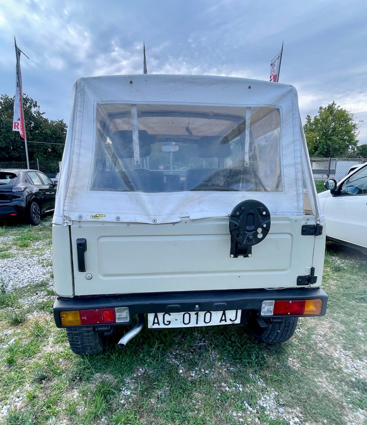 Suzuki SJ Samurai SJ410 Cabriolet Sport