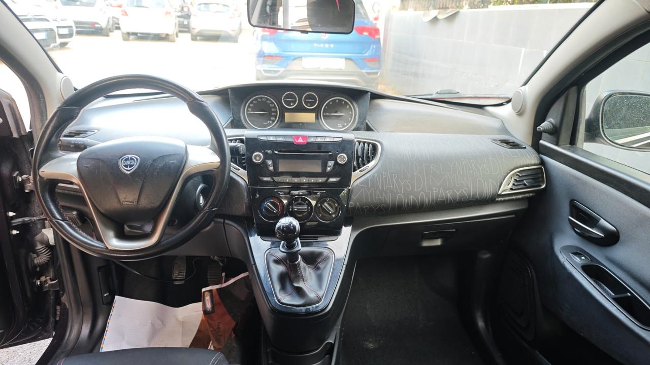 Lancia Ypsilon 1.2 69 CV 5 porte GPL Ecochic Gold