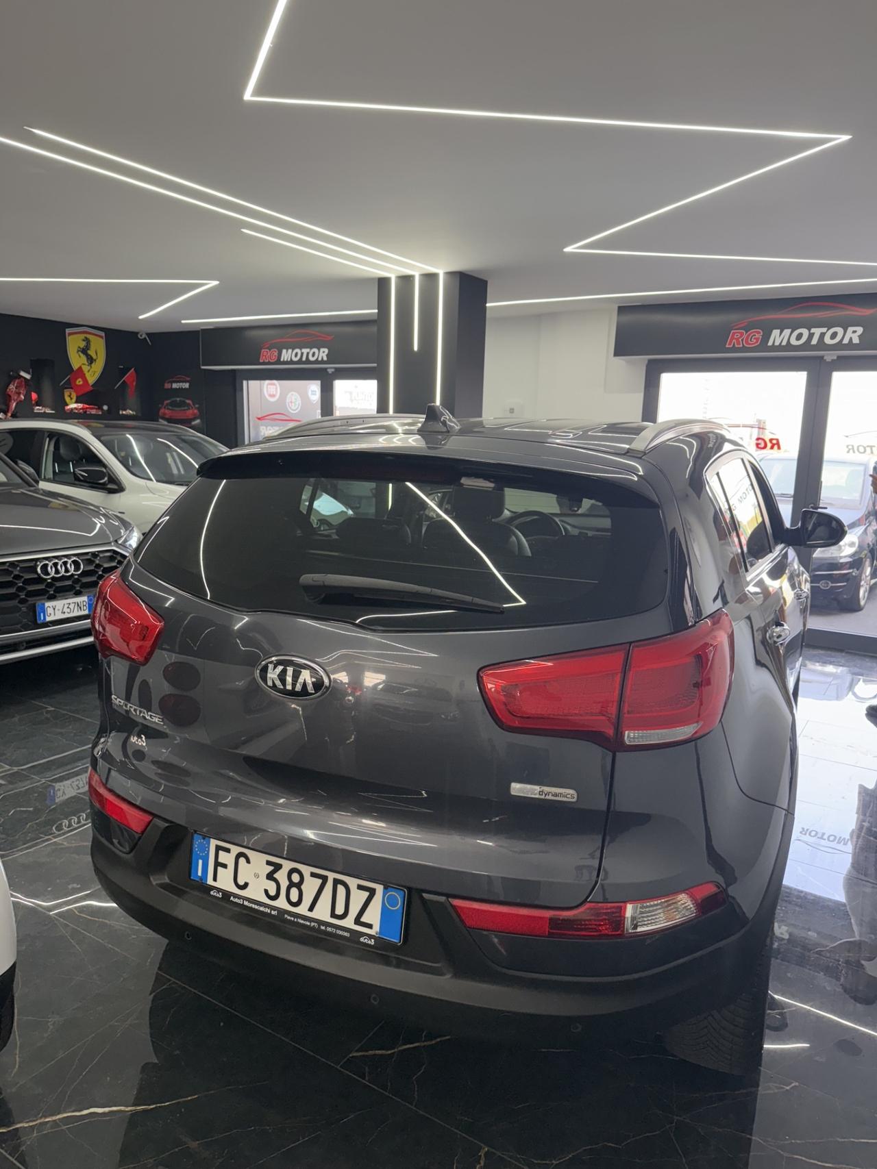 Kia Sportage 1.7 CRDI VGT 2WD high tech