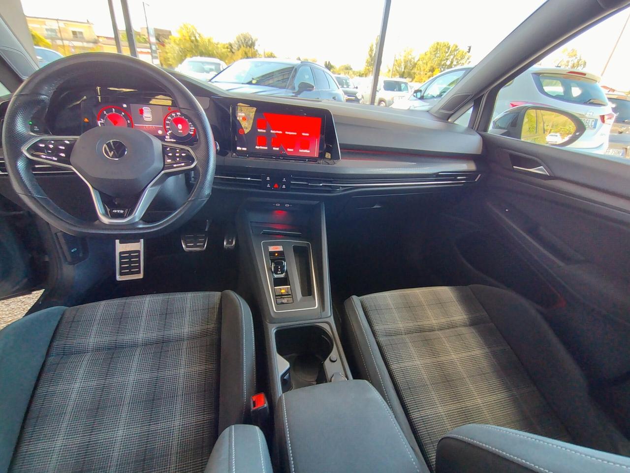 Volkswagen Golf 2.0 TDI GTD DSG