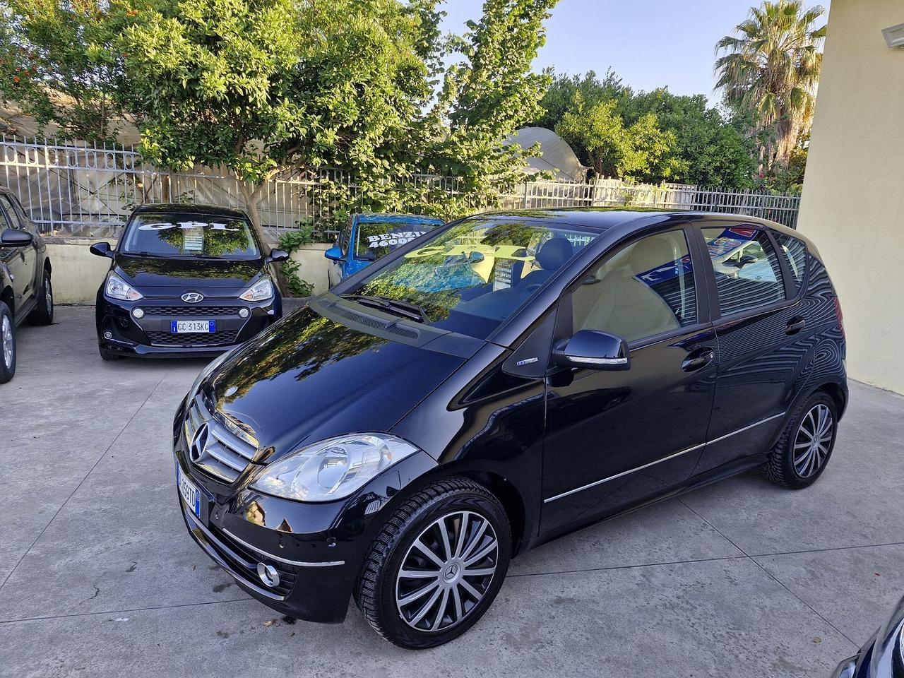 MERCEDES CLASSE A160 BlueEFFICIENCY GPL ANNO 2012