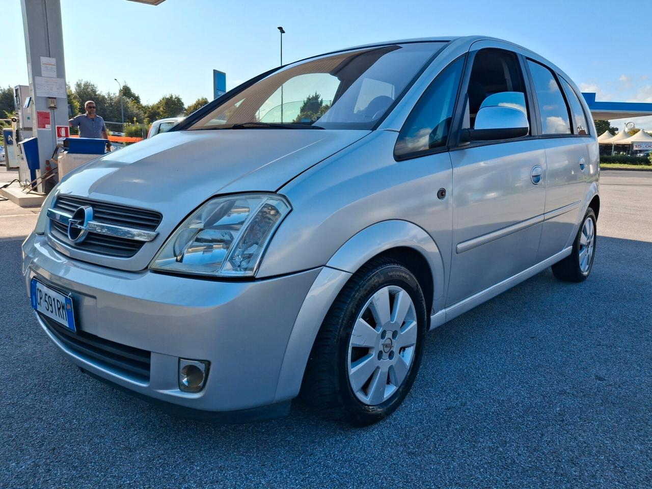 Opel Meriva 1.7 DTI Cosmo-NEOPATENTATI