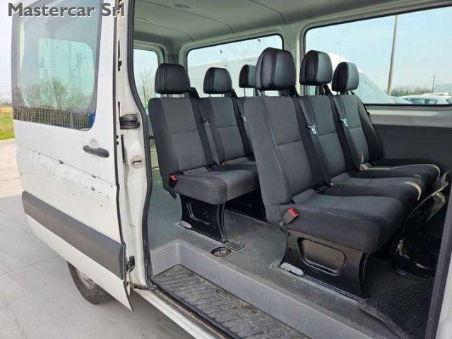 VOLKSWAGEN Crafter Crafter 2.0 TDI Combi 9 Posti - FB520NG