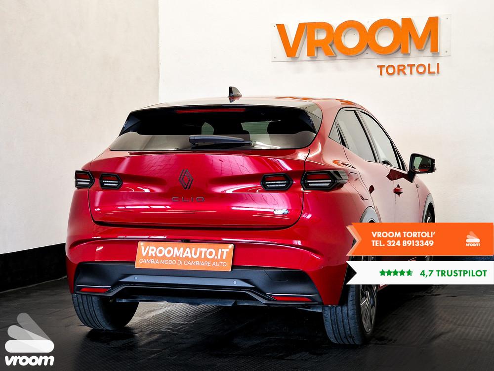 RENAULT Clio 6ª serie Clio Full Hybrid E-Tech ...