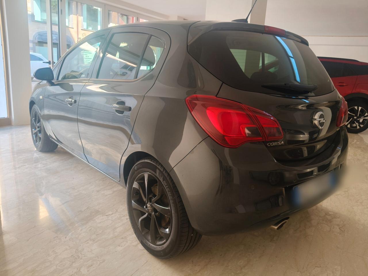 Opel Corsa 1.3 diesel CON GARANZIA